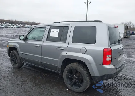 2015 Jeep Patriot Altitude Edition из США, поврежденный, VIN 1C4NJRBB6FD357206